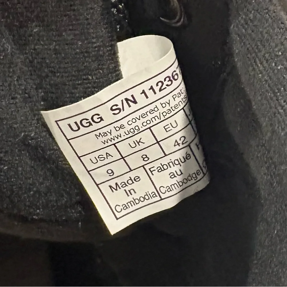 UGG Men's Gatson Waterproof Leather Boots - Picture 4 of 5